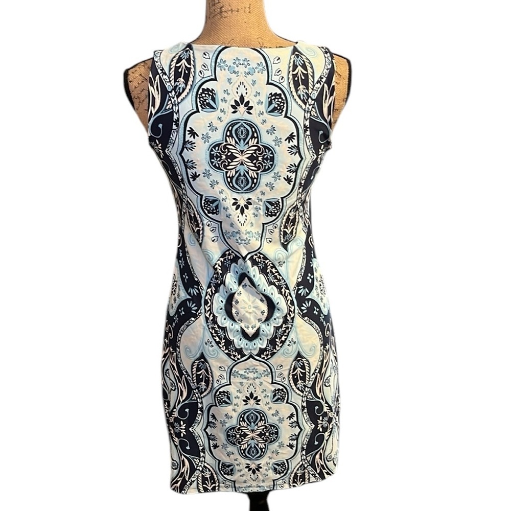 Charter Club Bodycon Elegant Blue and White Patterned Dress - Picture 3 of 10